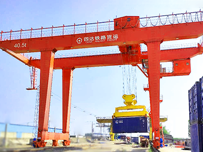集装箱龙门吊